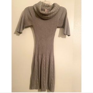 Gray Short Sleeve Sweater Dress